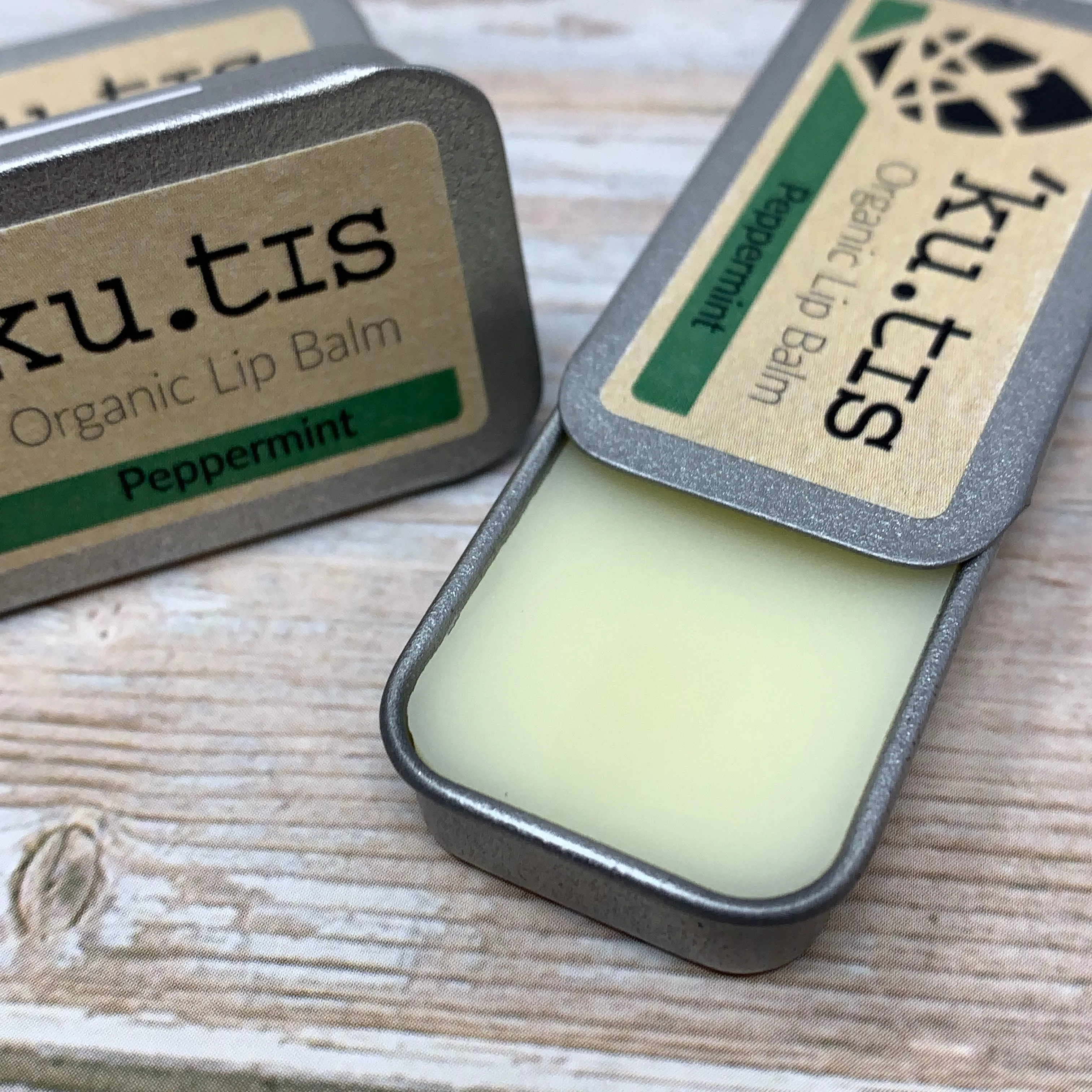 Organic Lip Balm, Ecofriendly Lip Balm with Organic Beeswax, Peppermint, Kutis