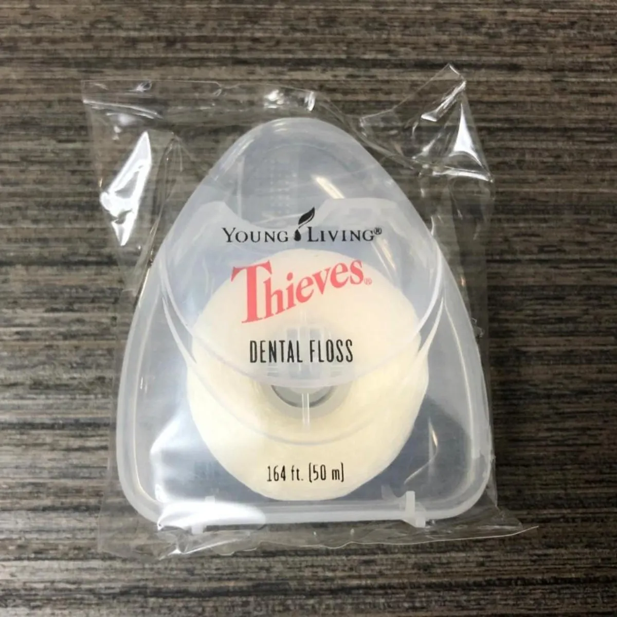 Young Living Thieves® Dental Floss